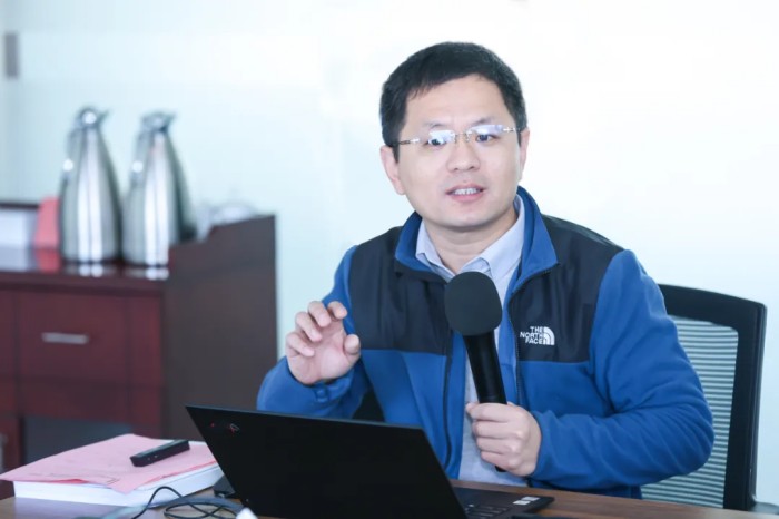 2024年度中央引導(dǎo)地方科技發(fā)展資金、泰安市“雙十工程”項(xiàng)目啟動(dòng)會(huì)在山東康盛醫(yī)療器械股份有限公司成功舉辦